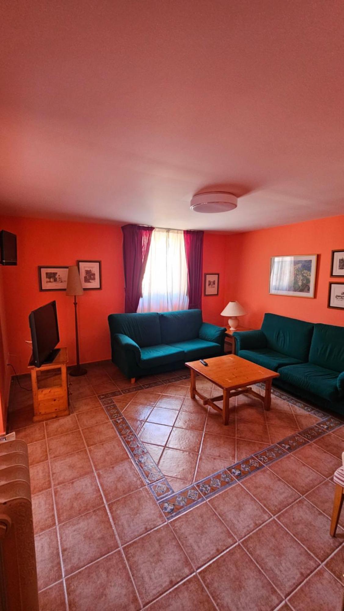 Hostal Albe Carrión de los Condes Exteriör bild