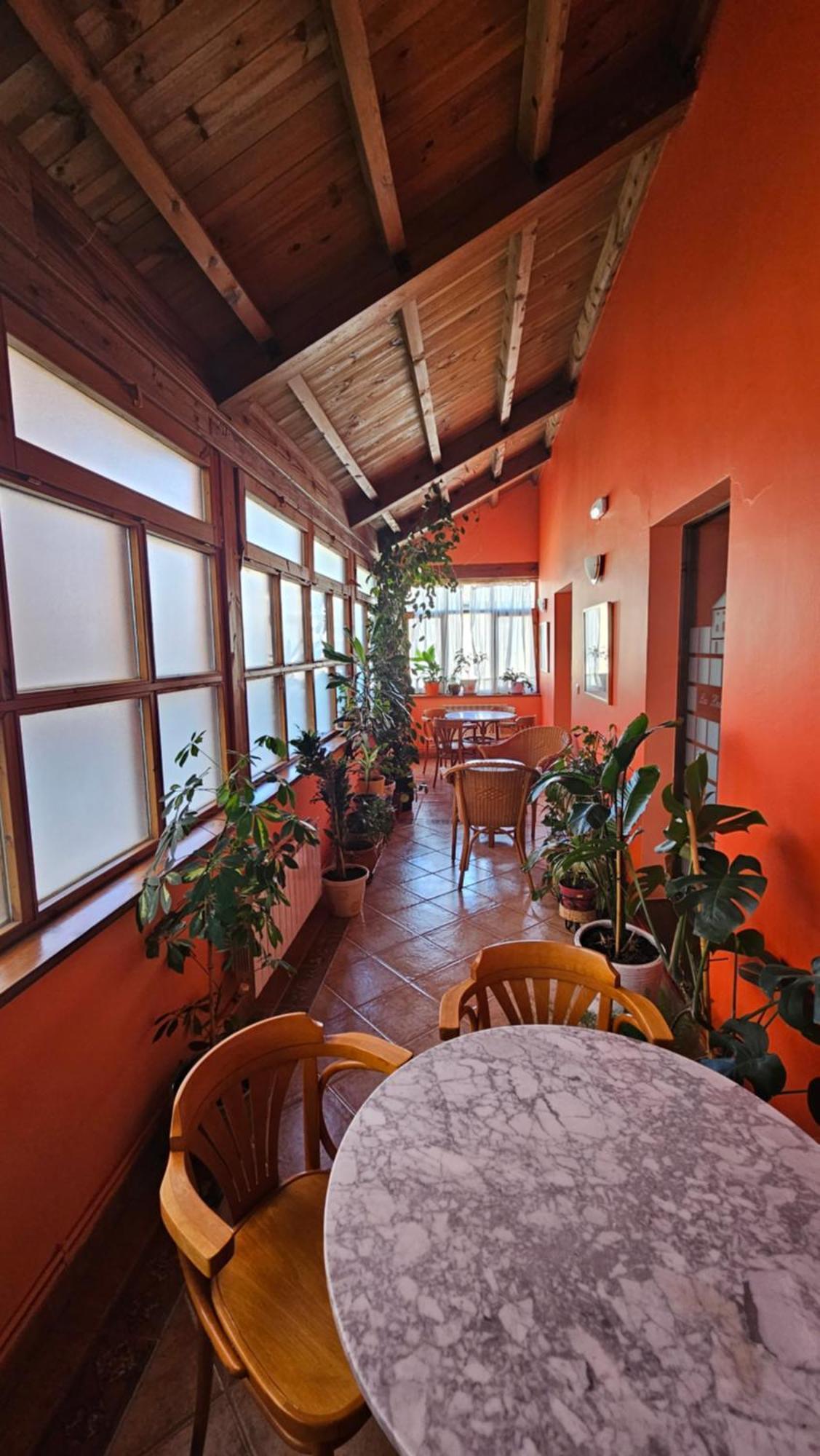 Hostal Albe Carrión de los Condes Exteriör bild