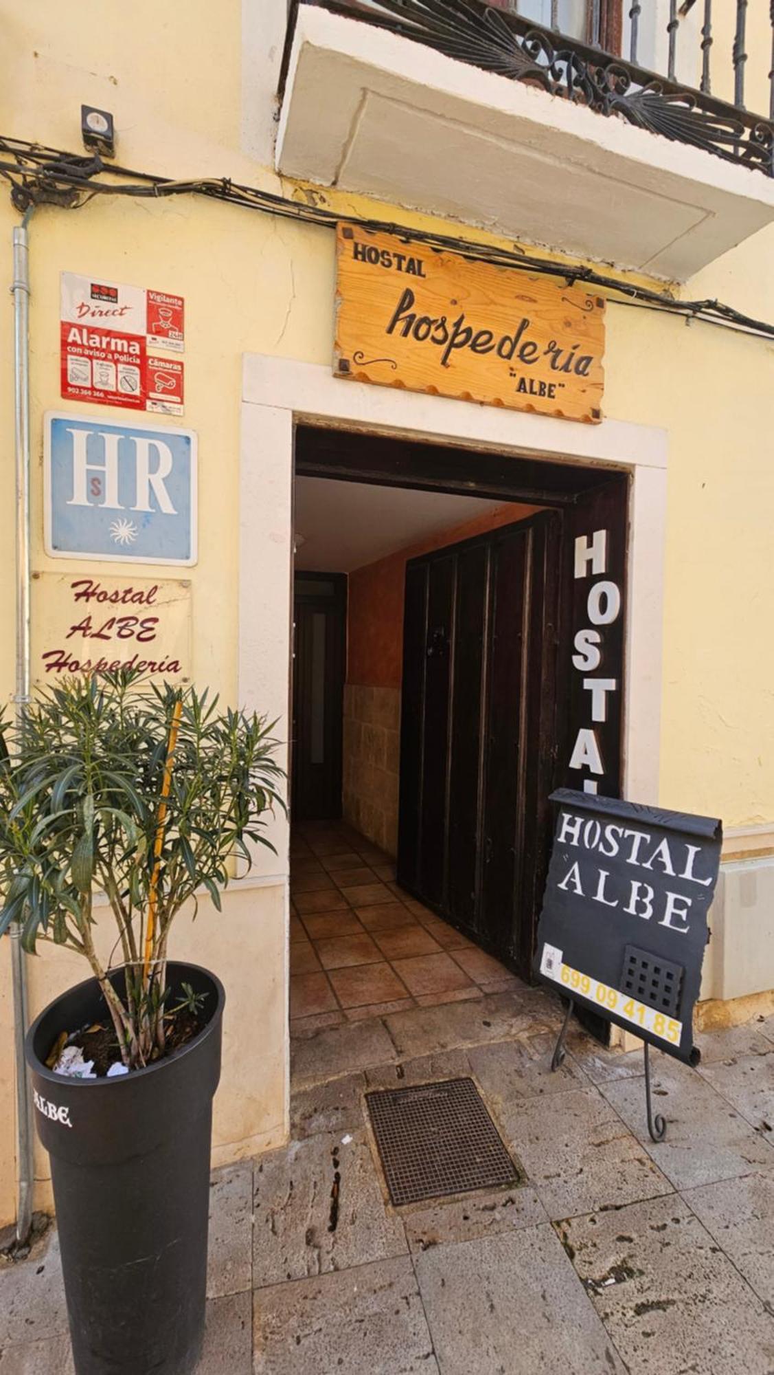 Hostal Albe Carrión de los Condes Exteriör bild