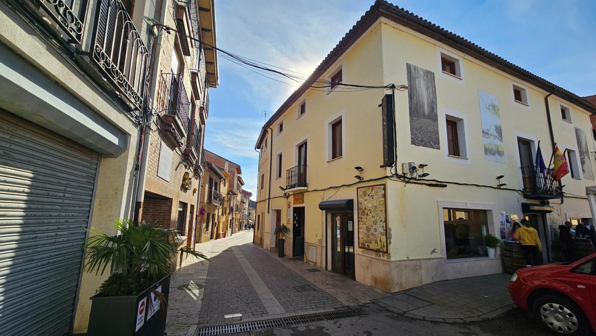 Hostal Albe Carrión de los Condes Exteriör bild