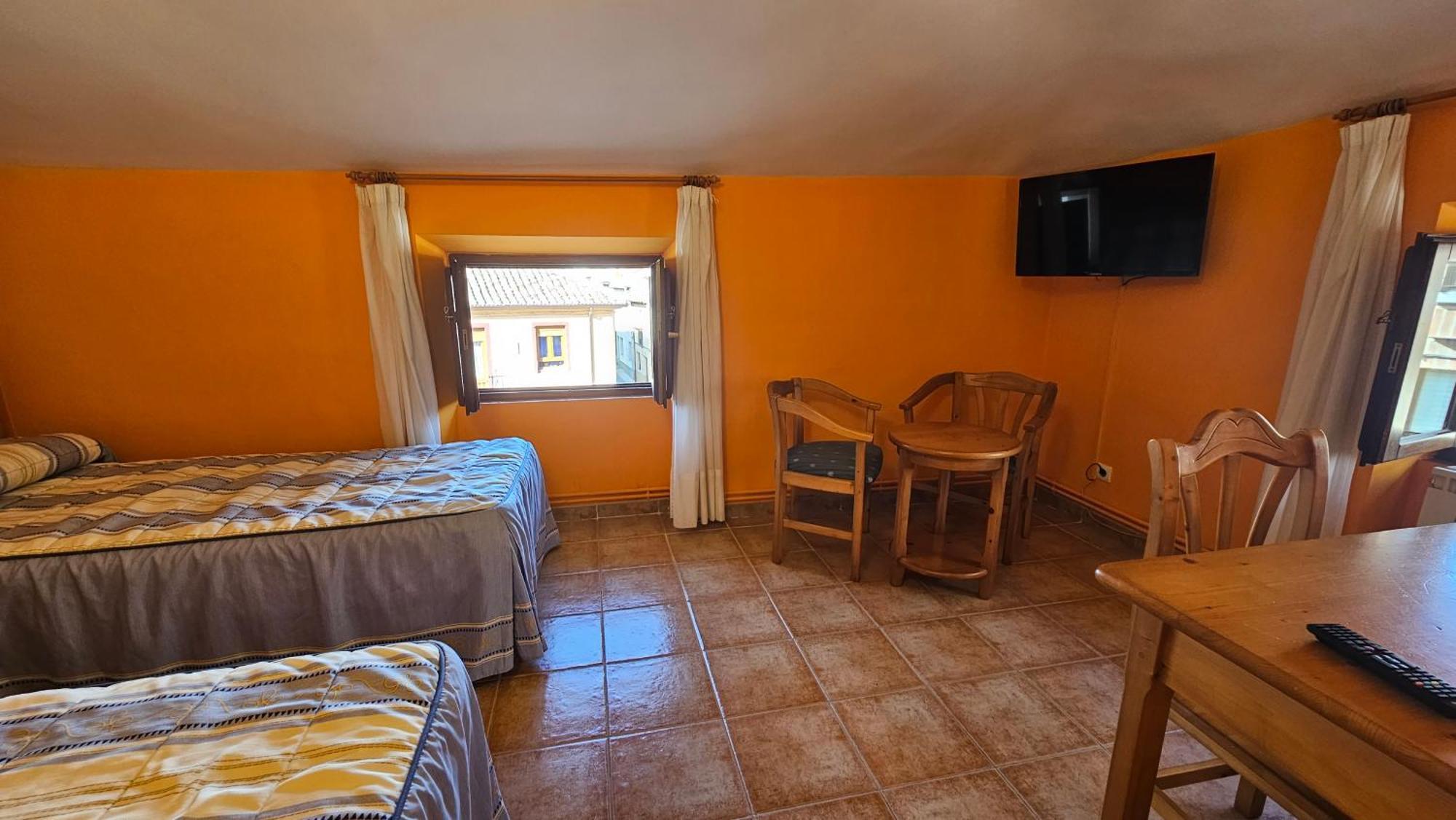 Hostal Albe Carrión de los Condes Exteriör bild