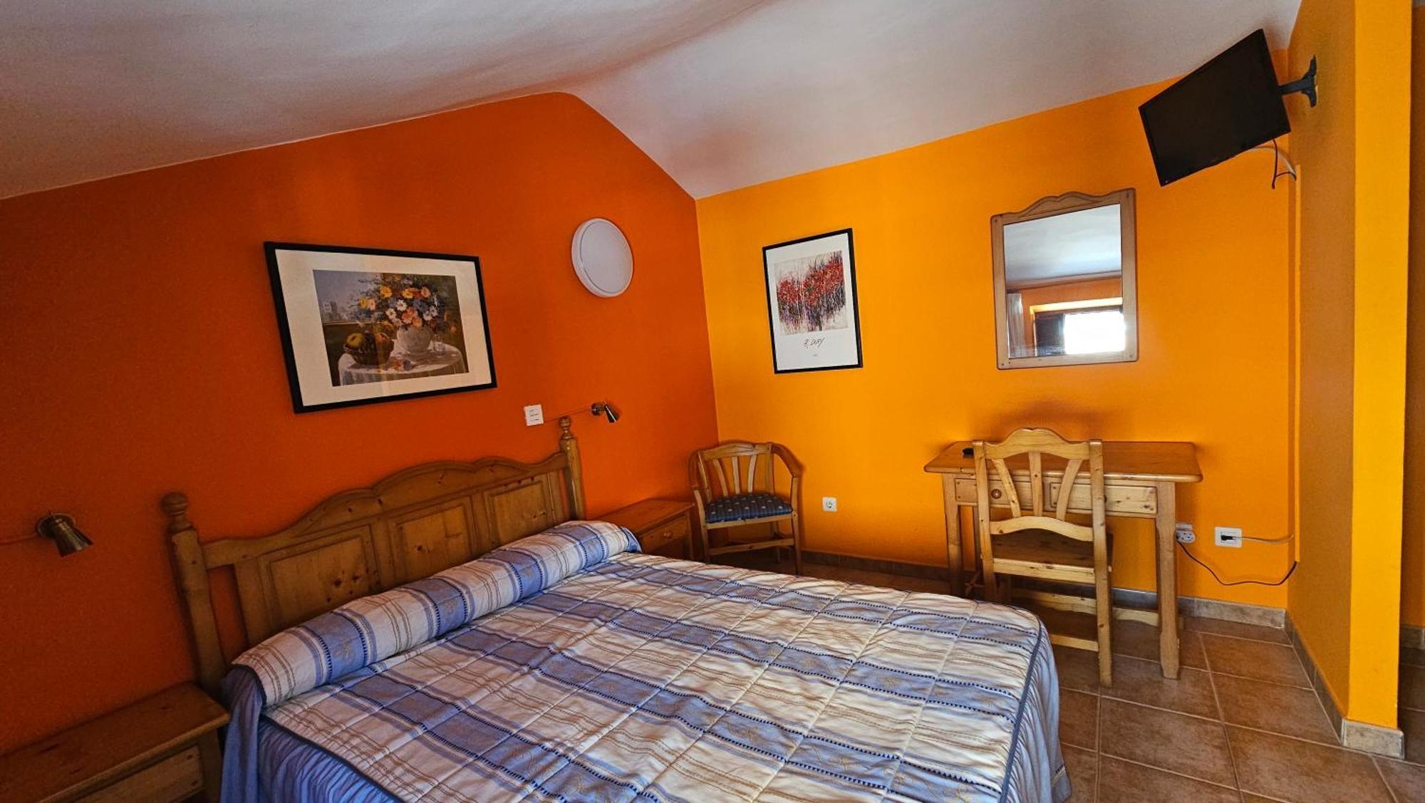 Hostal Albe Carrión de los Condes Exteriör bild